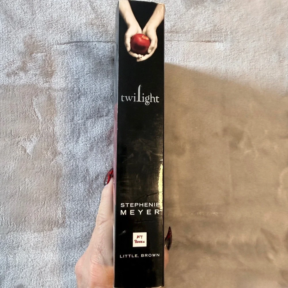 Twilight book that